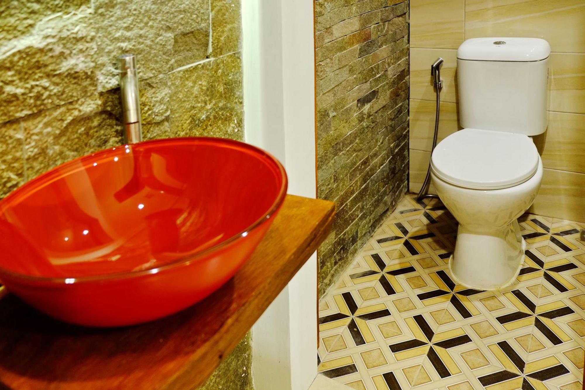 O.B Oemah Bone Homestay Sanur Exteriör bild